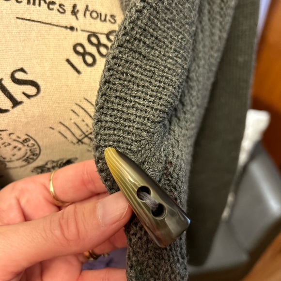 Grey shawl long sweater L - Picture 6 of 7